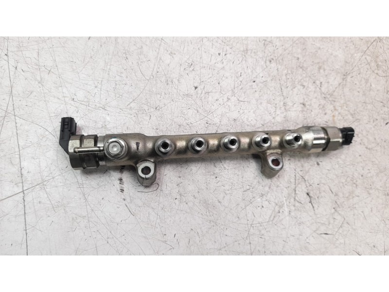 Recambio de rampa inyectora para mazda cx-5 luxury 2wd referencia OEM IAM A502012R  