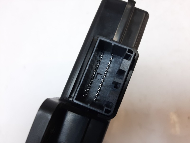Recambio de modulo electronico para jeep compass (m7) longitude fwd referencia OEM IAM 50151458 50151458 