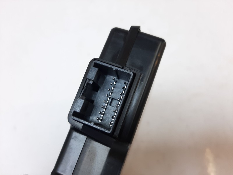 Recambio de modulo electronico para jeep compass (m7) longitude fwd referencia OEM IAM 50151458 50151458 