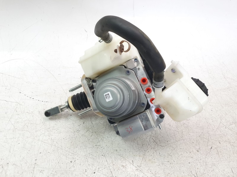 Recambio de abs para mazda 3 berlina (bp) referencia OEM IAM BDMC439A0F  