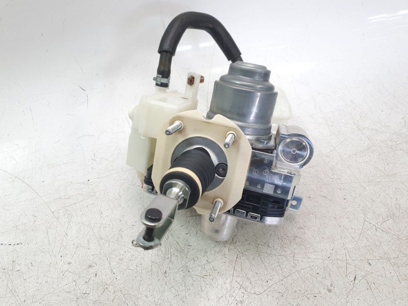 Recambio de abs para mazda 3 berlina (bp) referencia OEM IAM BDMC439A0F  