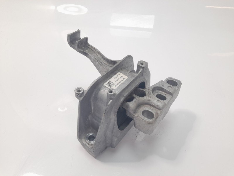 Recambio de soporte motor derecho para volkswagen passat variant (cb5) 2.0 tdi referencia OEM IAM 5WA199262H  
