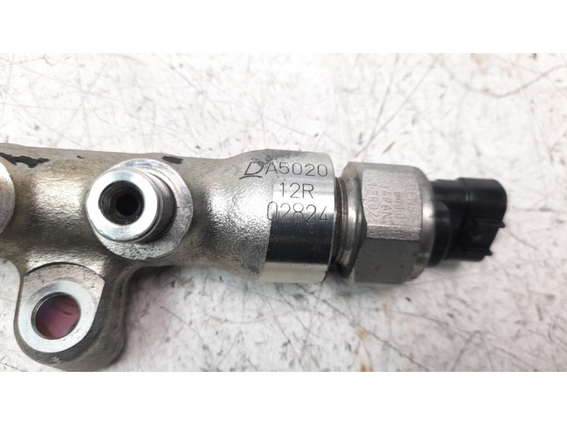 Recambio de rampa inyectora para mazda cx-5 luxury 2wd referencia OEM IAM A502012R  