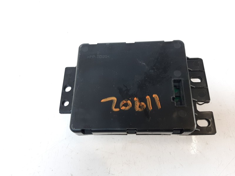 Recambio de modulo electronico para jeep compass (m7) longitude fwd referencia OEM IAM 52215275 52215275 