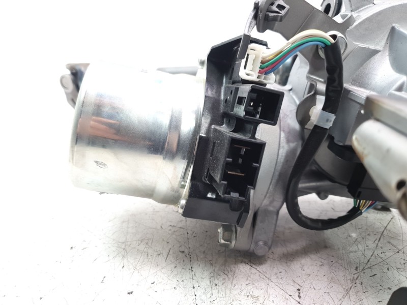 Recambio de columna direccion para mazda 3 berlina (bp) referencia OEM IAM BDGF6788Z  