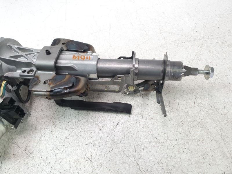 Recambio de columna direccion para mazda 3 berlina (bp) referencia OEM IAM BDGF6788Z  