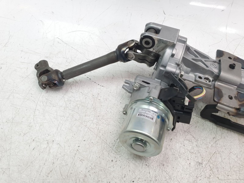 Recambio de columna direccion para mazda 3 berlina (bp) referencia OEM IAM BCKA6788Z  