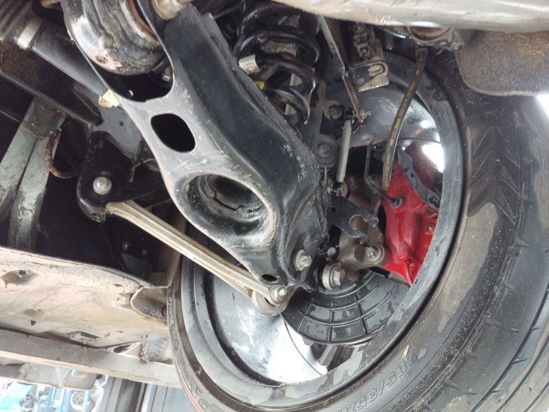 Recambio de mangueta trasera derecha para maserati ghibli iii (m157) 3.0 referencia OEM IAM   