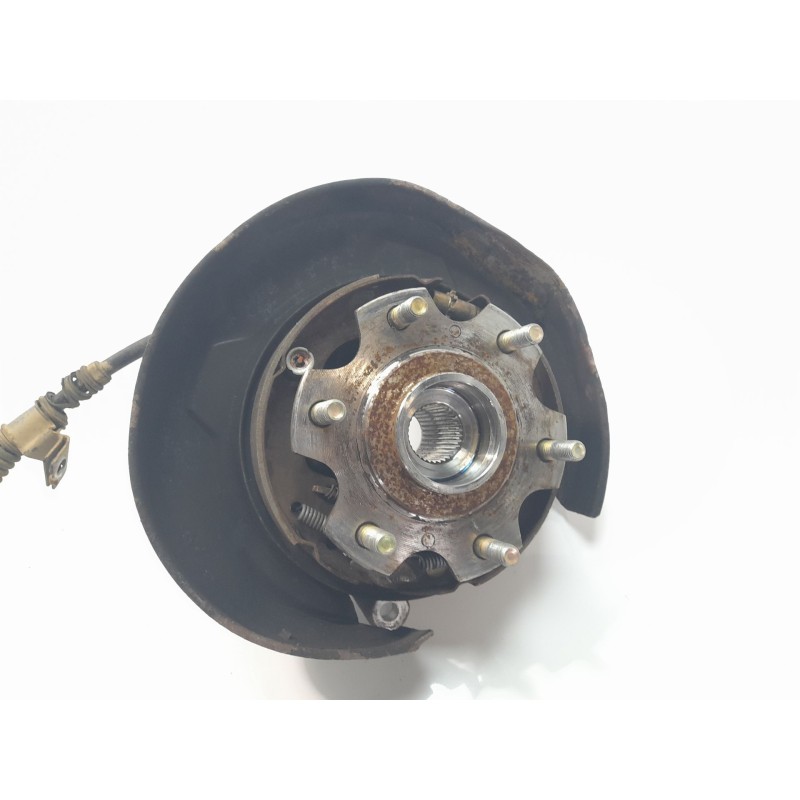Recambio de mangueta trasera derecha para mitsubishi montero (v60/v70) 3.2 di-d cat referencia OEM IAM MR992532  
