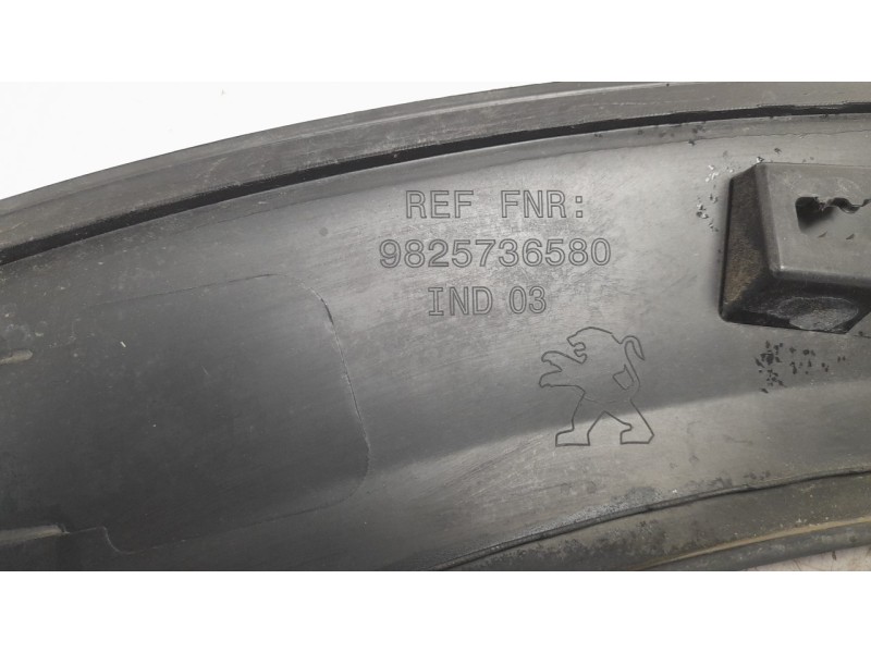 Recambio de aletin trasero derecho para peugeot 2008 (p1) allure pack referencia OEM IAM 9825736580  PG5041583