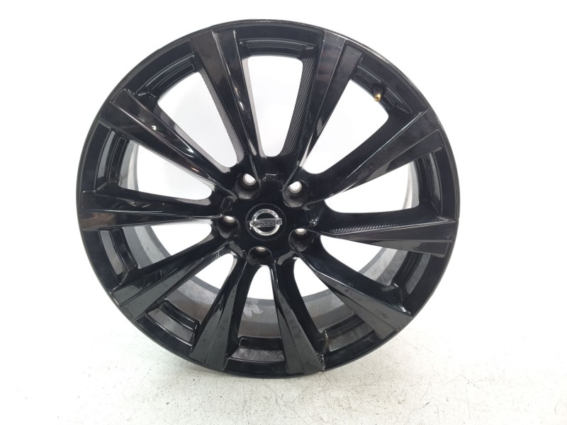 Recambio de llanta para nissan qashqai ii (j11, j11_) 1.3 dig-t referencia OEM IAM D0C00HV07A  