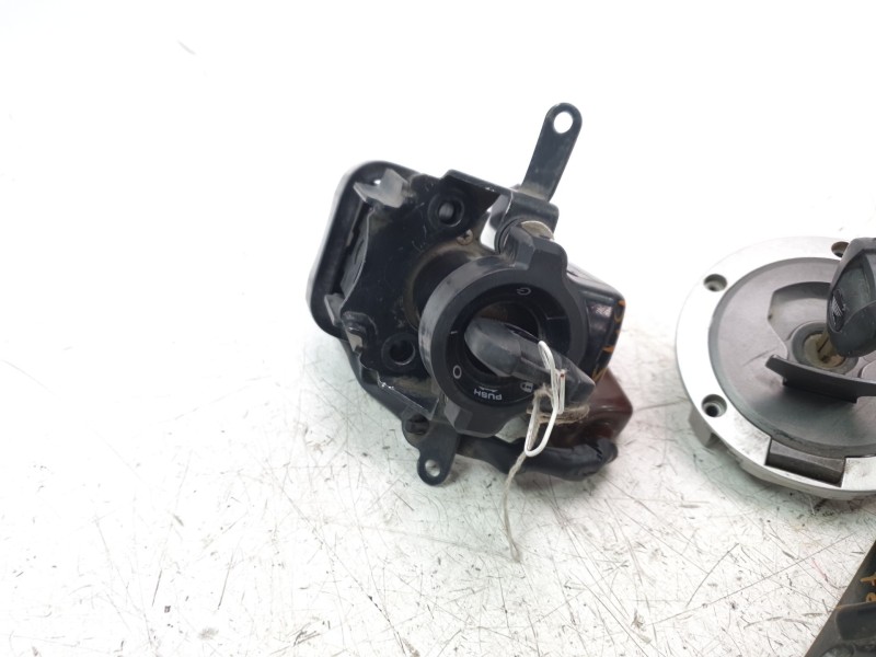 Recambio de conmutador de arranque para honda cb 650r cb 650r referencia OEM IAM 35010MKND50  