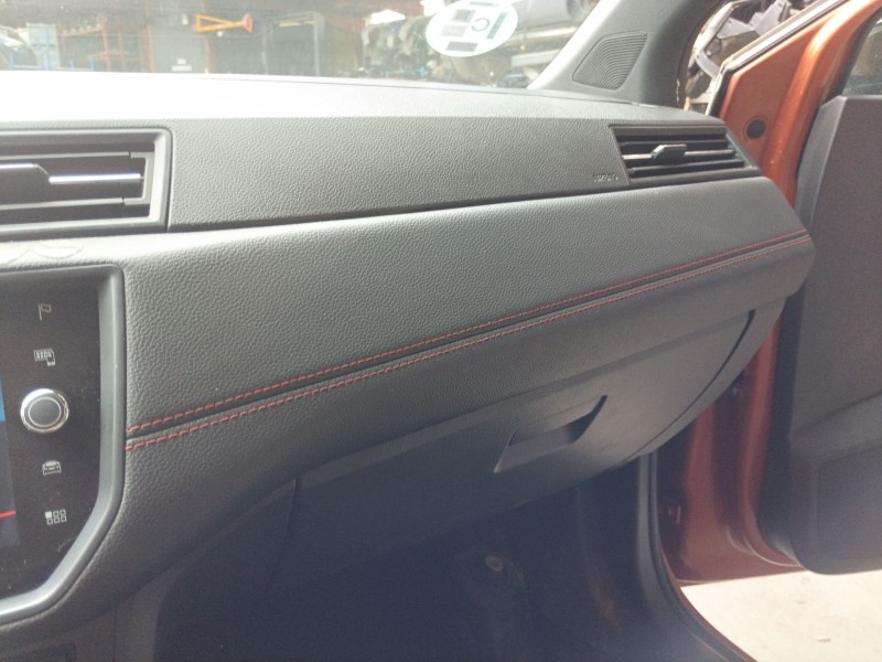 Recambio de guantera para seat ibiza v (kj1, kjg) 1.0 tsi referencia OEM IAM   