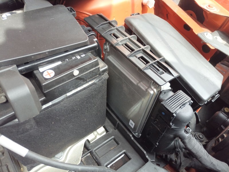 Recambio de centralita motor uce para seat ibiza v (kj1, kjg) 1.0 tsi referencia OEM IAM   