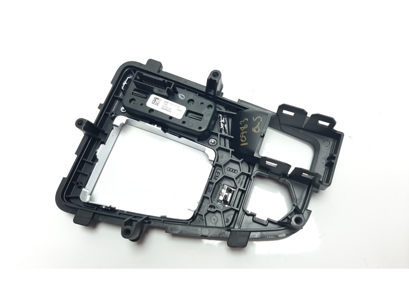 Recambio de pantalla multifuncion para audi q5 (fyb) 2.0 tdi referencia OEM IAM 80B713111C  