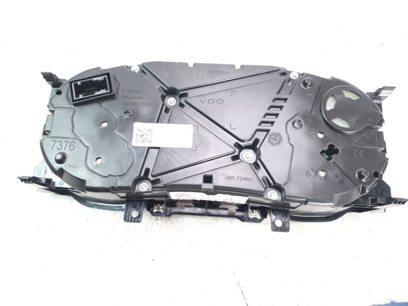 Recambio de cuadro instrumentos para volkswagen polo referencia OEM IAM 2G0920740A  