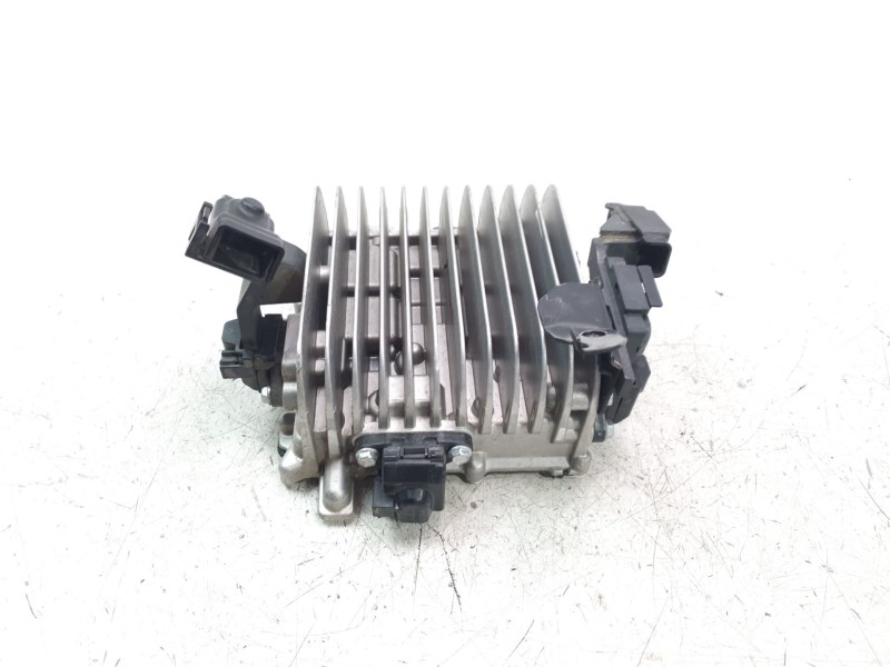 Recambio de inversor para mazda 3 berlina (bp) referencia OEM IAM BDMC67ZD3E  