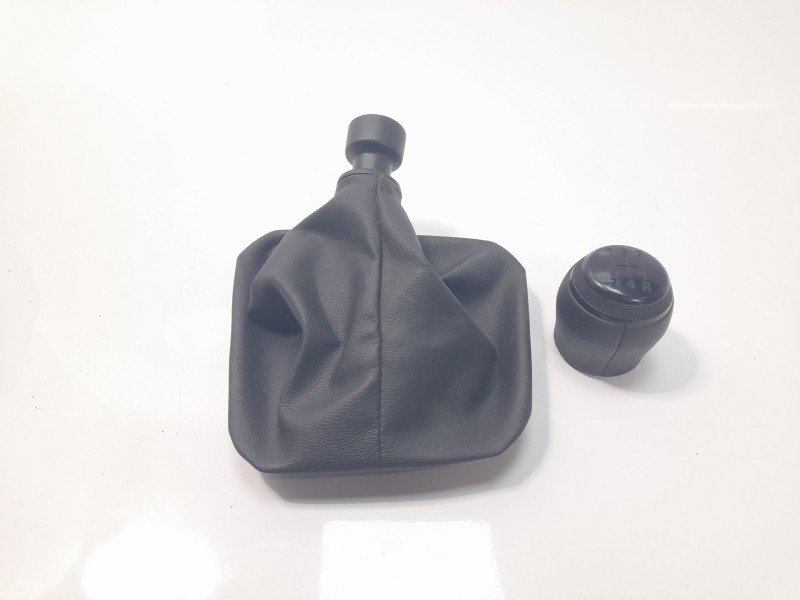 Recambio de pomo palanca cambio para dacia sandero iii expression referencia OEM IAM 328655673R  