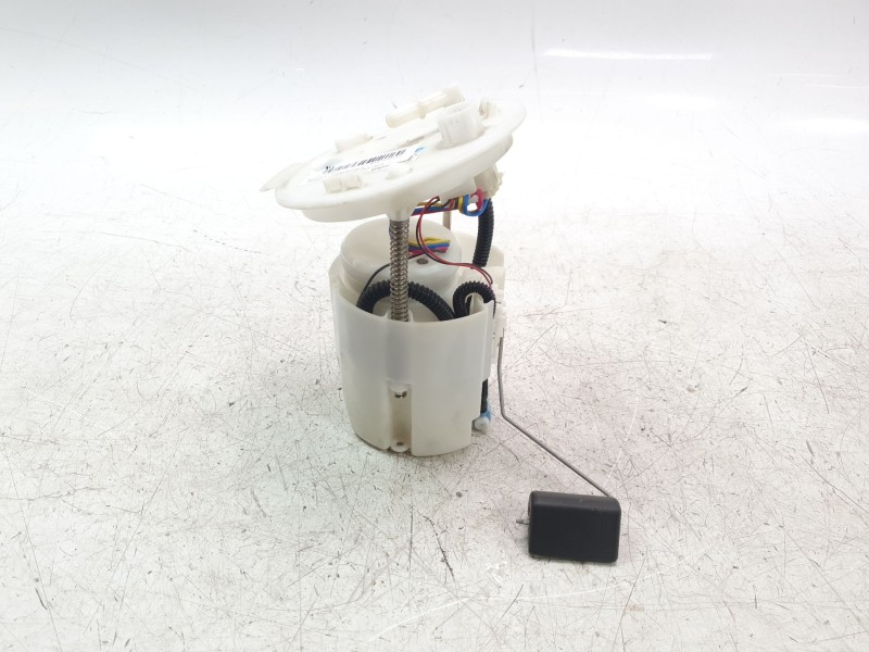 Recambio de bomba combustible para mazda 3 berlina (bp) referencia OEM IAM HF071335XA  