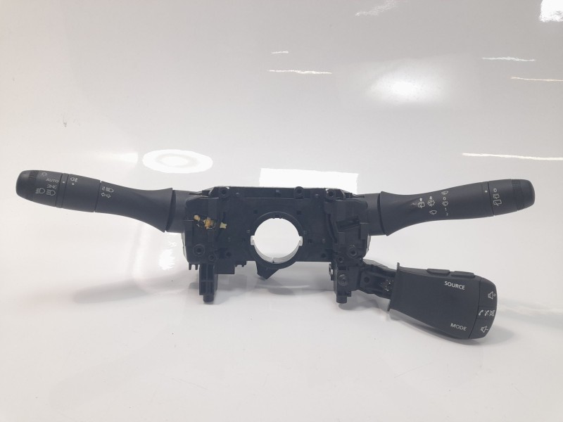 Recambio de mando multifuncion para dacia sandero iii expression referencia OEM IAM 255679970R  