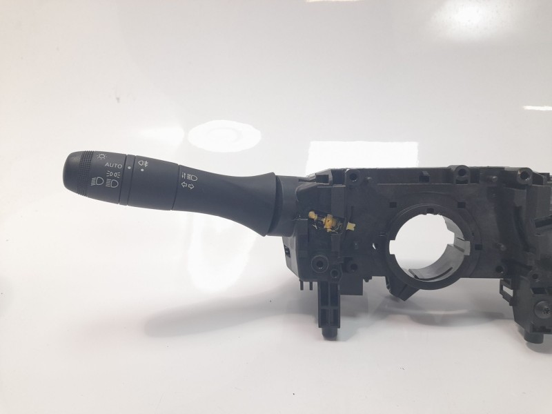 Recambio de mando multifuncion para dacia sandero iii expression referencia OEM IAM 255679970R  