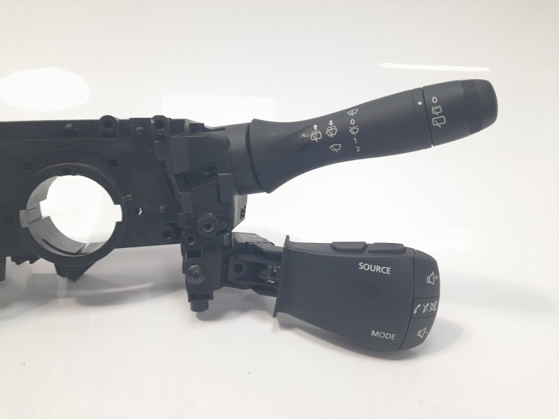Recambio de mando multifuncion para dacia sandero iii expression referencia OEM IAM 255679970R  