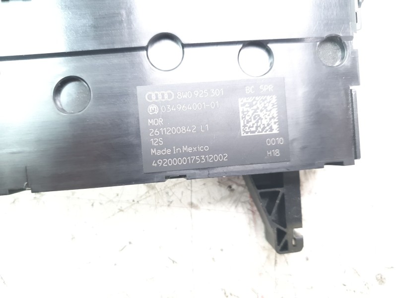 Recambio de mando multifuncion para audi a4 avant (8wd) referencia OEM IAM 8W0925301  