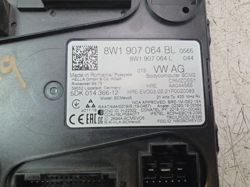 Recambio de modulo electronico para audi a4 avant (8wd) referencia OEM IAM 8W1907064BL  