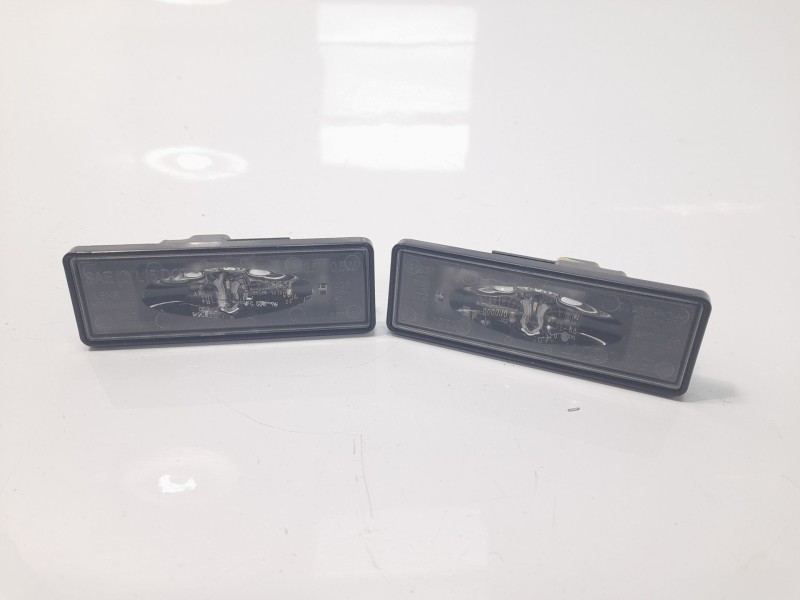 Recambio de piloto matricula para dacia sandero iii expression referencia OEM IAM 265101139R  