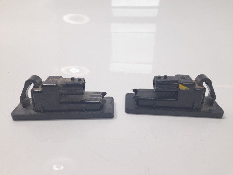 Recambio de piloto matricula para dacia sandero iii expression referencia OEM IAM 265101139R  