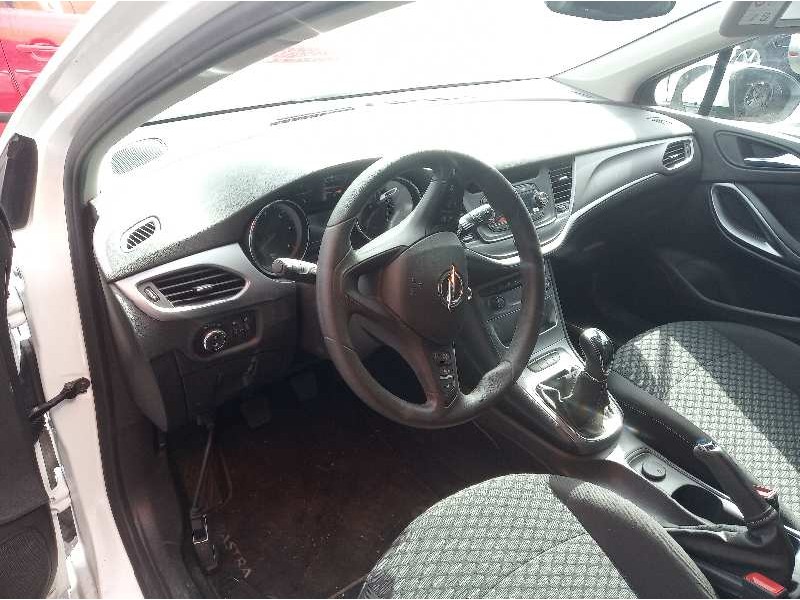 opel astra k sports tourer del año 2018