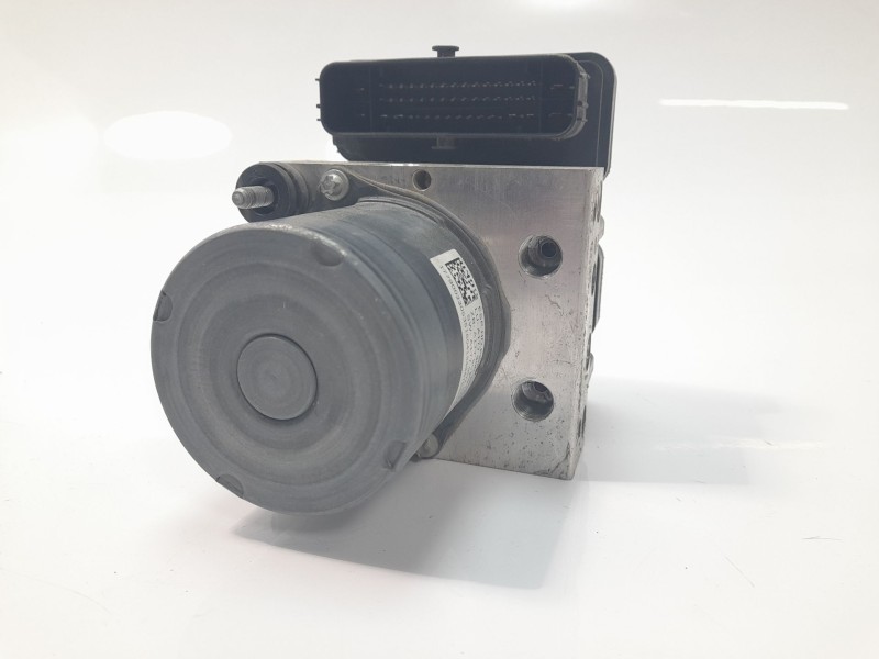 Recambio de abs para mercedes-benz cla-klasse (bm 118) 1.3 cat referencia OEM IAM A1779002305  