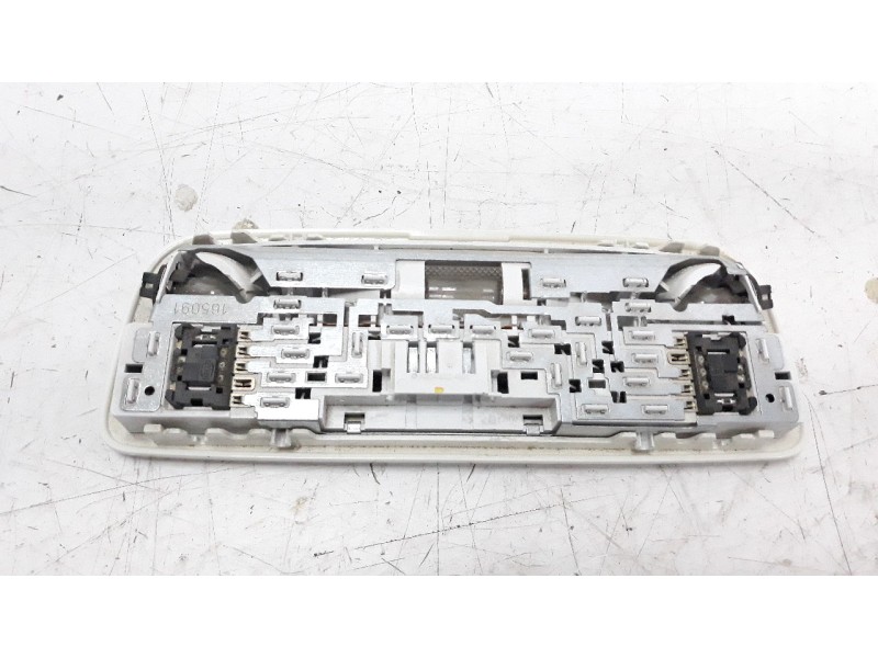 Recambio de luz interior para mercedes-benz clase c (w204) lim. 2.1 cdi cat referencia OEM IAM A2048204901  