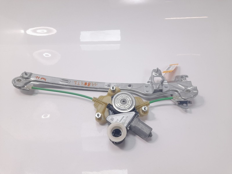 Recambio de elevalunas trasero izquierdo para toyota corolla (e21) hybrid style referencia OEM IAM 6984002741  