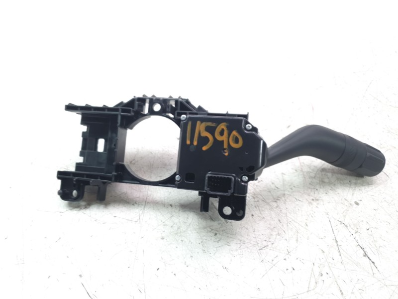 Recambio de mando intermitentes para mazda 3 berlina (bp) referencia OEM IAM BDEL1D  