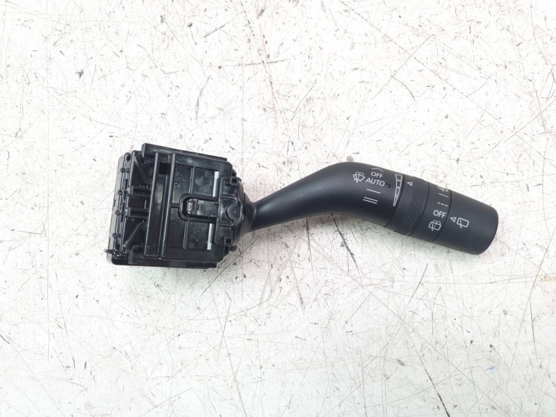 Recambio de mando limpia para mazda 3 berlina (bp) referencia OEM IAM BDENA1F  