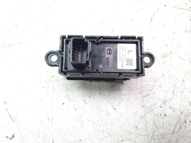 Recambio de palanca freno para mazda 3 berlina (bp) referencia OEM IAM BDGF66EP0A  