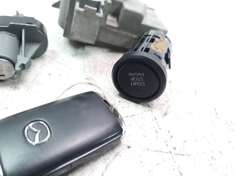 Recambio de conmutador de arranque para mazda 3 berlina (bp) referencia OEM IAM K7400AZ91D  