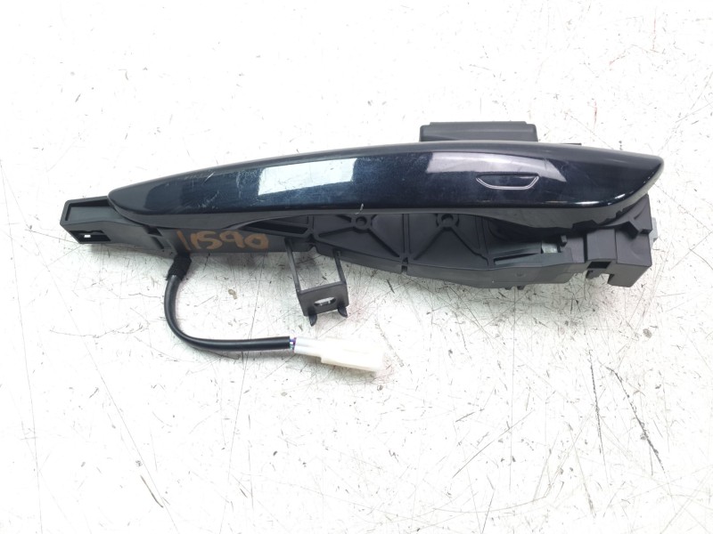 Recambio de maneta exterior delantera izquierda para mazda 3 berlina (bp) referencia OEM IAM 211024BGLB  