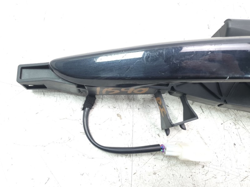 Recambio de maneta exterior delantera izquierda para mazda 3 berlina (bp) referencia OEM IAM 211024BGLB  