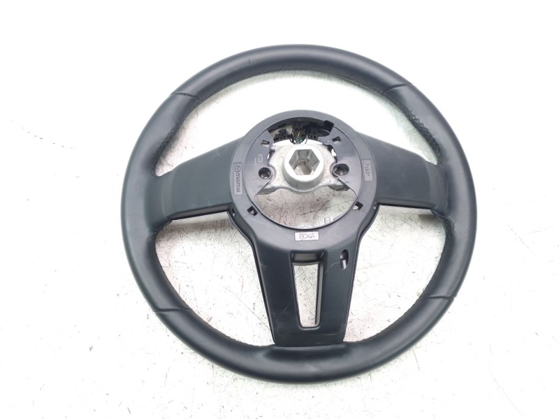 Recambio de volante para mazda 3 berlina (bp) referencia OEM IAM BCKA32982  