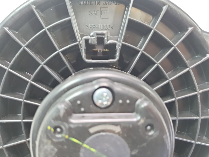 Recambio de ventilador calefaccion para mazda 3 berlina (bp) referencia OEM IAM HB111GRK6  