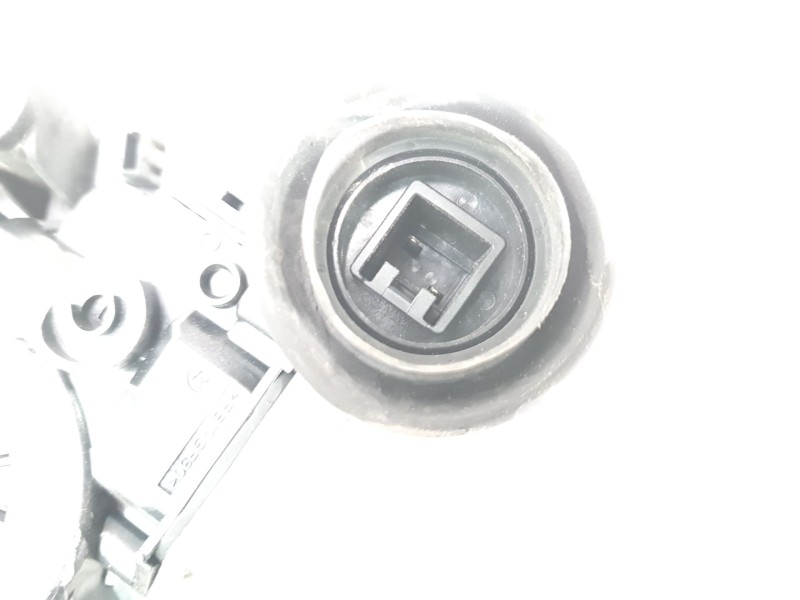 Recambio de elevalunas delantero derecho para mazda 3 berlina (bp) referencia OEM IAM BCJH58590A  