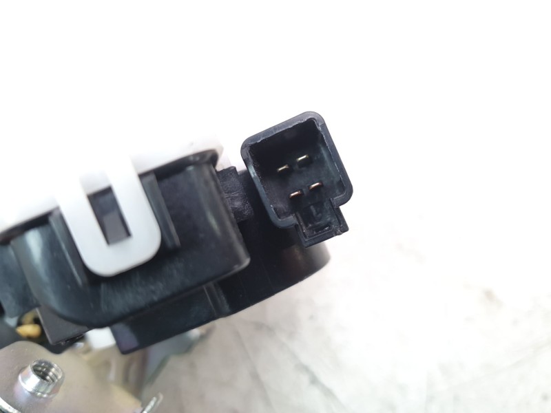 Recambio de cerradura maletero / porton para mazda 3 berlina (bp) referencia OEM IAM BDMT62310  