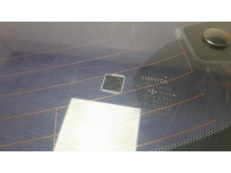 Recambio de luna trasera izquierda para toyota land cruiser (j12) 3.0 turbodiesel referencia OEM IAM 6272060651  