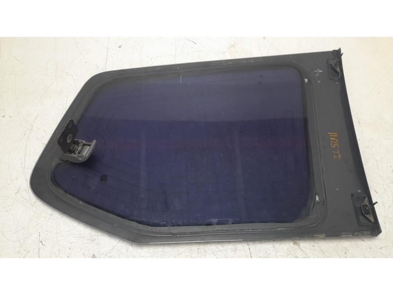 Recambio de luna trasera izquierda para toyota land cruiser (j12) 3.0 turbodiesel referencia OEM IAM 6272060651  