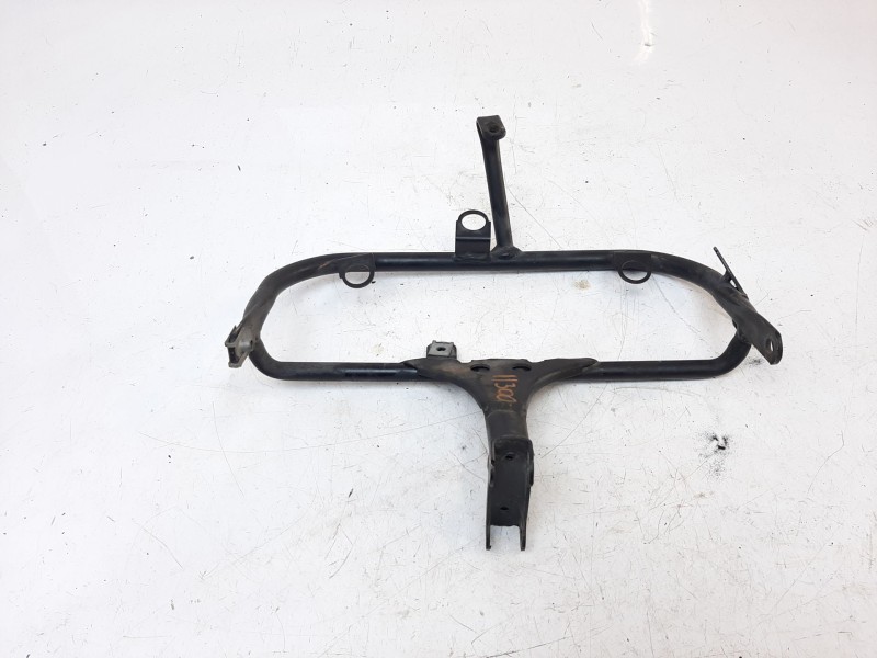 Recambio de subchasis delantero para aprilia pegaso 125 / 600 / 650 pegaso 650 referencia OEM IAM AP8146393  