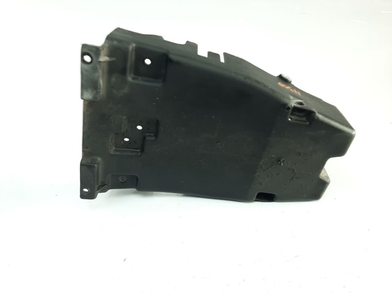 Recambio de moldura para aprilia pegaso 125 / 600 / 650 pegaso 650 referencia OEM IAM AP8149305  