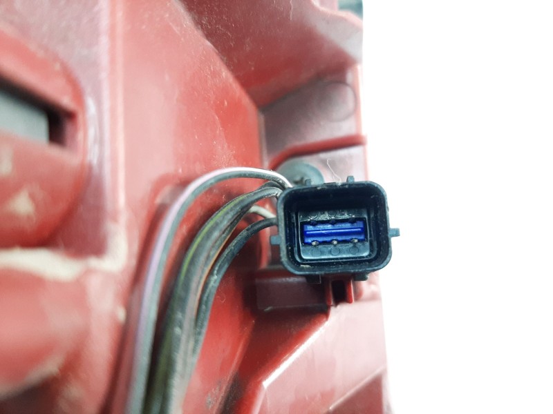 Recambio de piloto trasero derecho para kia stinger (ck) 2.0 tgdi cat referencia OEM IAM 92402J5100 92402J5100 