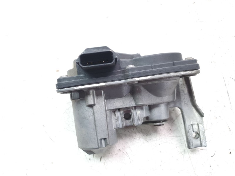 Recambio de caja mariposa para mazda 3 berlina (bp) referencia OEM IAM S55013J40  